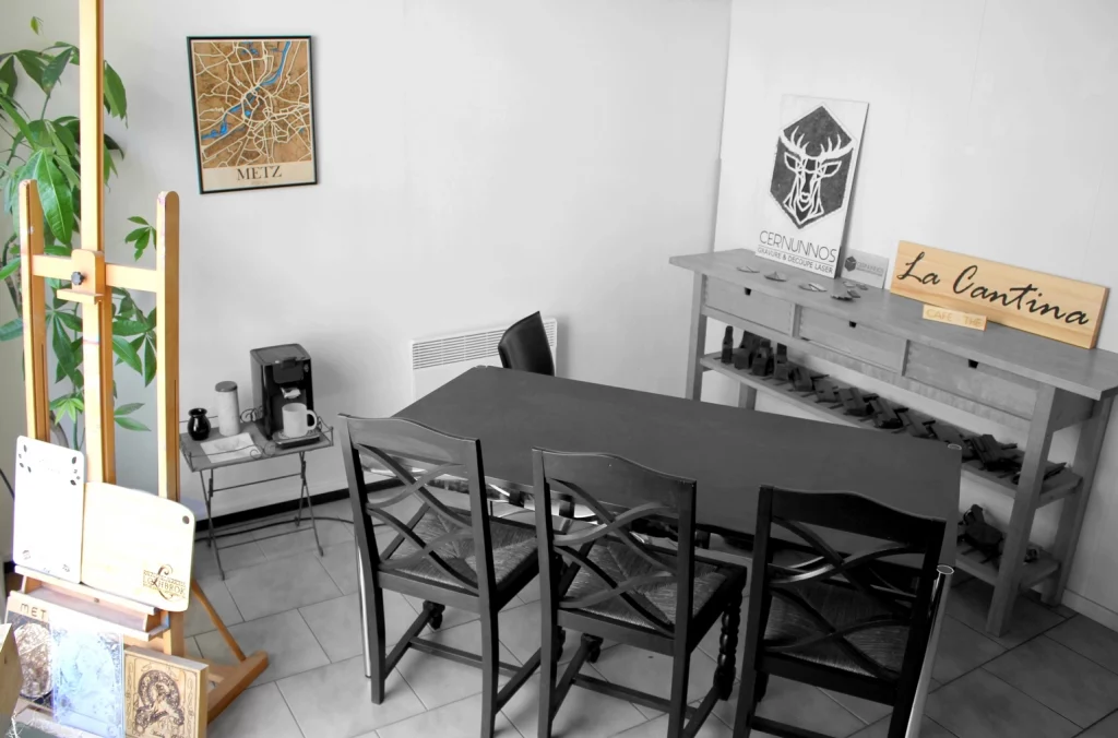 Partie showroom de l'atelier